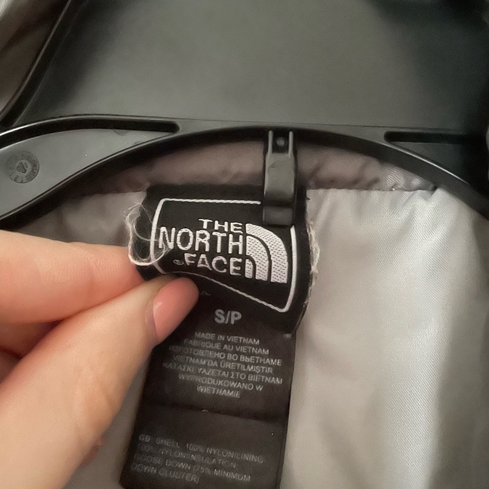 Gray Northface Winter Jacket Size S - image 2